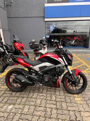 BAJAJ DOMINAR 250 BAJAJ DOMINAR 250